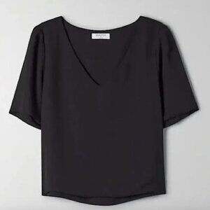 Artitzia Babaton Cropped V Neck Shirt | Black | XS